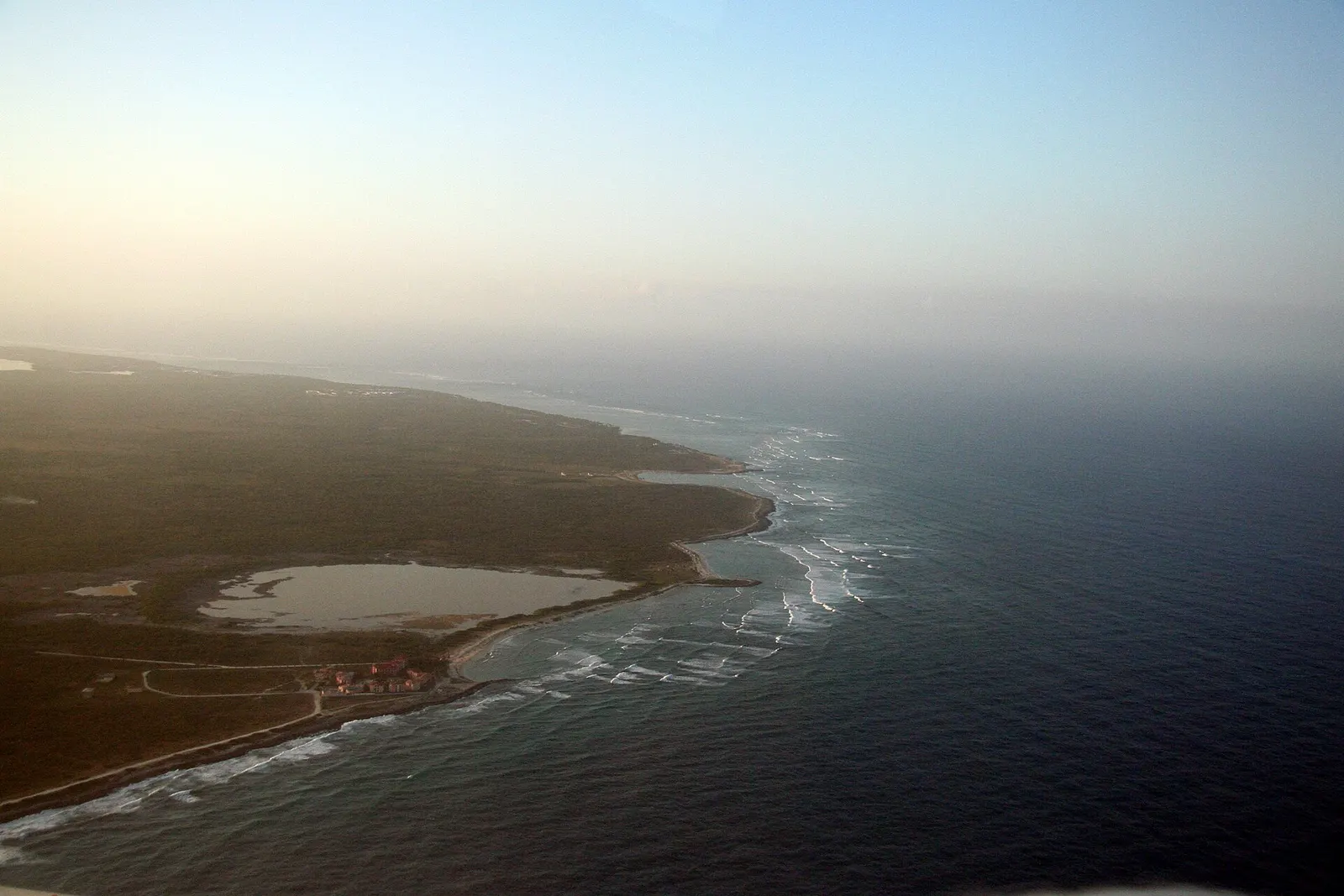 Money in Punta Cana: Pesos, Dollars, Cards & Tipping