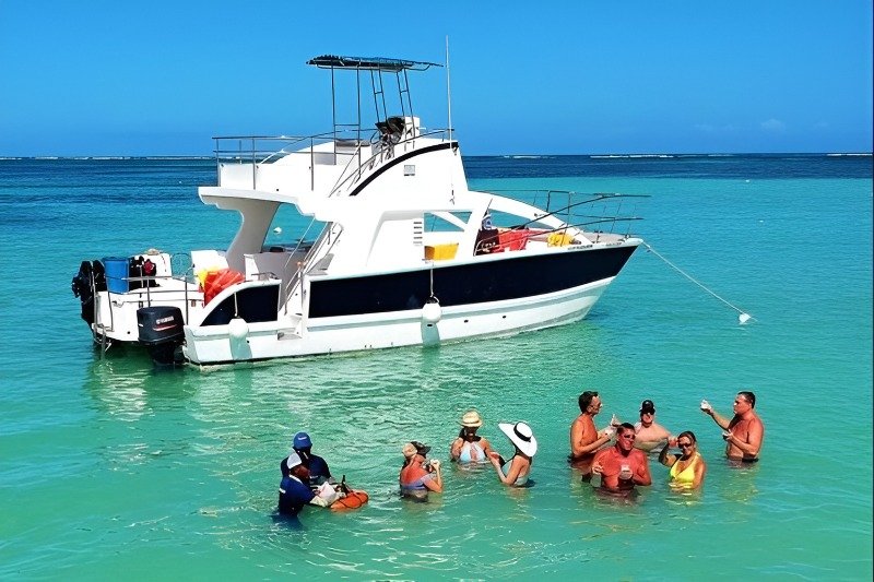 Private-Boat-image